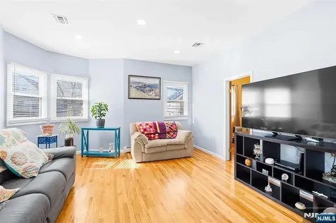 131 Johnston Avenue Kearny NJ 07032