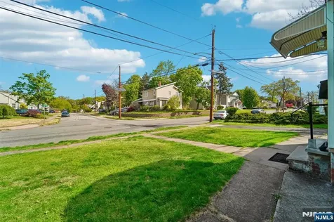 31-18 Norwood Drive Fair Lawn NJ 07410