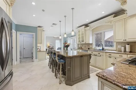 50 Hemlock Drive Paramus NJ 07652