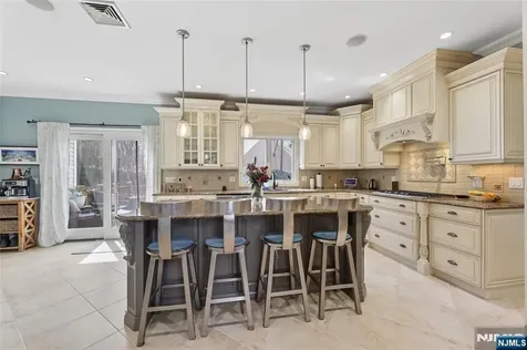 50 Hemlock Drive Paramus NJ 07652
