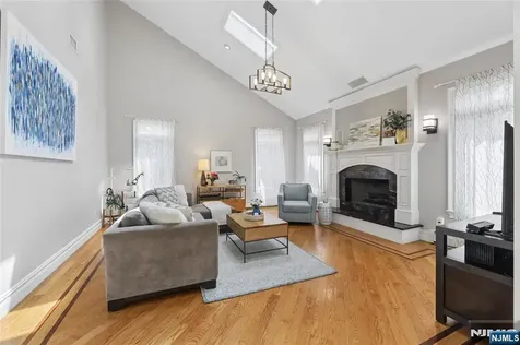50 Hemlock Drive Paramus NJ 07652