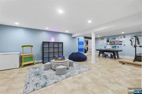 50 Hemlock Drive Paramus NJ 07652