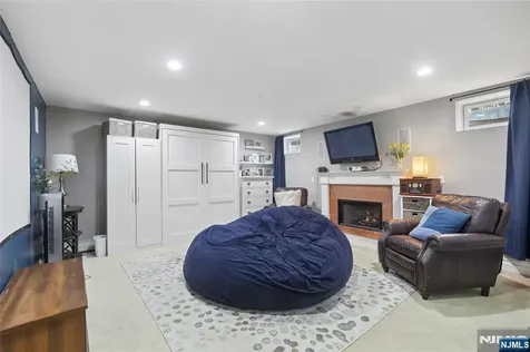 50 Hemlock Drive Paramus NJ 07652
