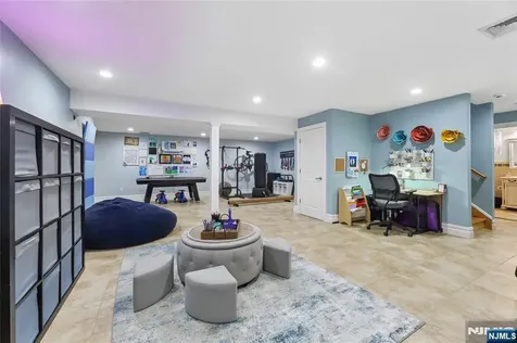 50 Hemlock Drive Paramus NJ 07652