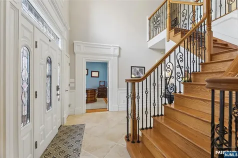 50 Hemlock Drive Paramus NJ 07652