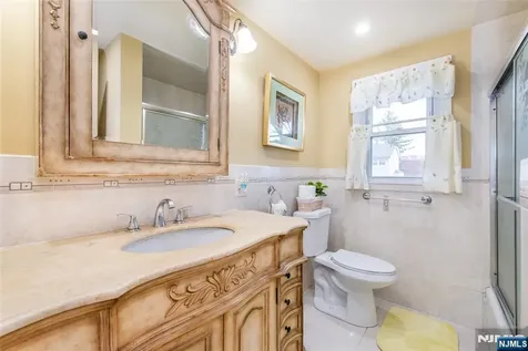 278 Marvin Avenue Hackensack NJ 07601
