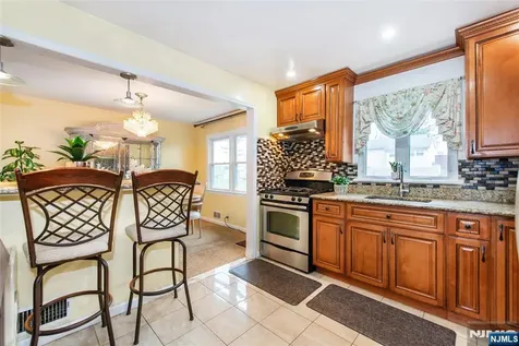 278 Marvin Avenue Hackensack NJ 07601