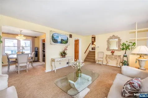 278 Marvin Avenue Hackensack NJ 07601