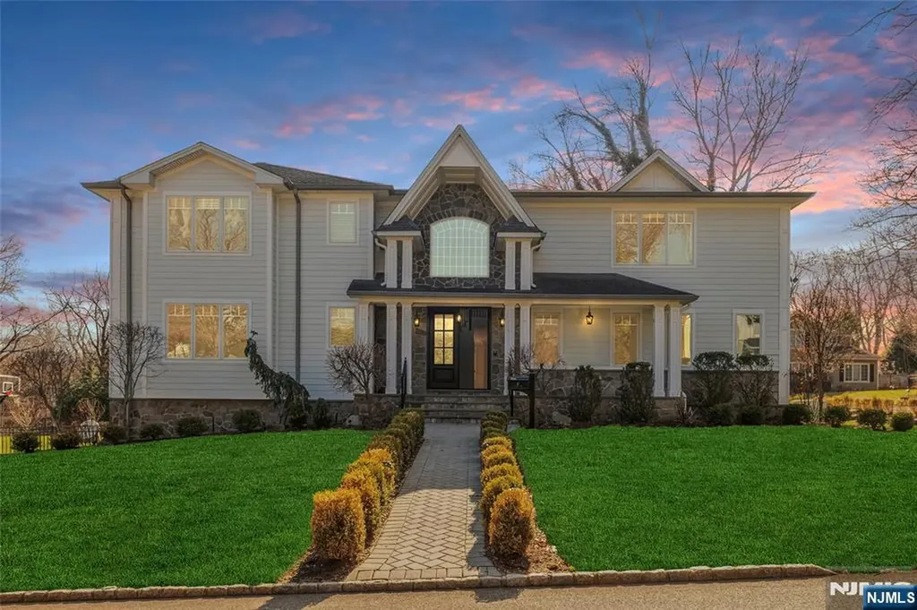 41 Sunset Road Demarest NJ 07627