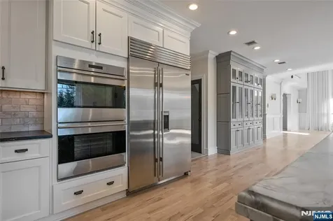41 Sunset Road Demarest NJ 07627
