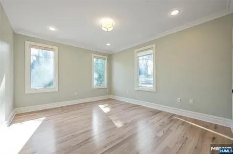 41 Sunset Road Demarest NJ 07627