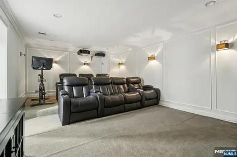 41 Sunset Road Demarest NJ 07627