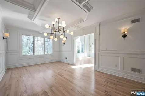 41 Sunset Road Demarest NJ 07627