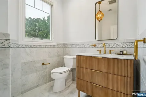 41 Sunset Road Demarest NJ 07627
