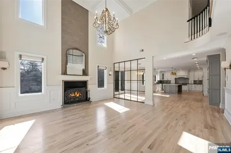 41 Sunset Road Demarest NJ 07627