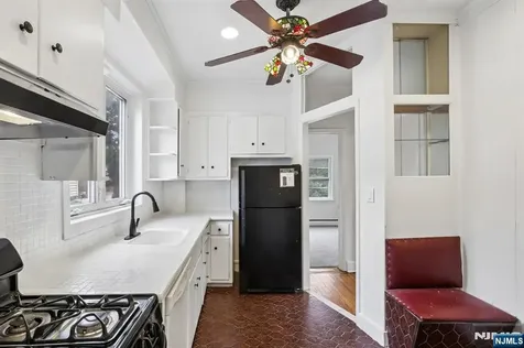 161 Chestnut Street Leonia NJ 07605