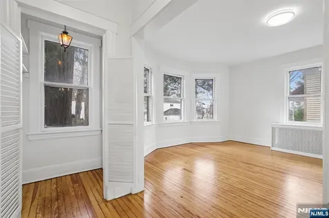 161 Chestnut Street Leonia NJ 07605