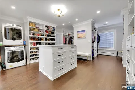 292 Maple Street Englewood NJ 07631