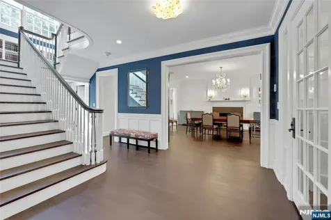 292 Maple Street Englewood NJ 07631
