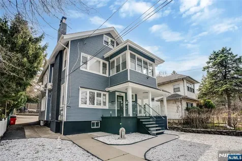 561 Grand Avenue Leonia NJ 07605
