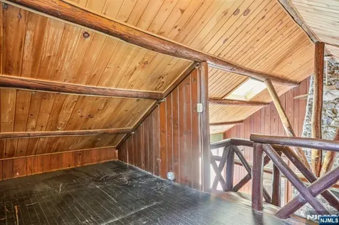 6 West Circle Ringwood NJ 07456