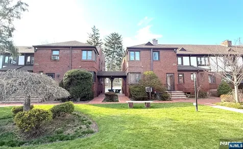 520 Broad Avenue Englewood NJ 07631