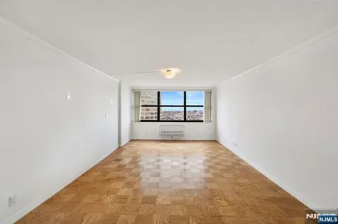 7004 Boulevard E Guttenberg NJ 07093