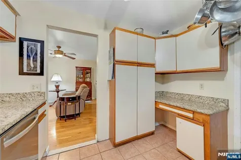 49 Quartz Lane Paterson NJ 07501