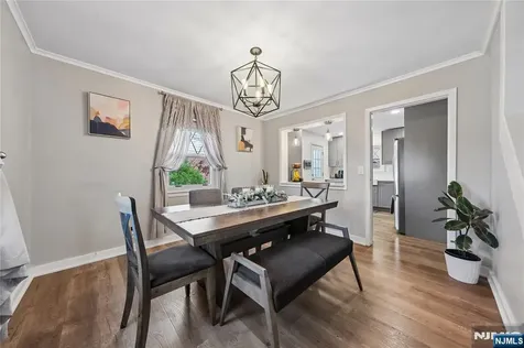 182 Carlson Place Bergenfield NJ 07621