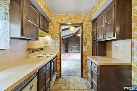 345 5th Street Ridgefield Park NJ 07660