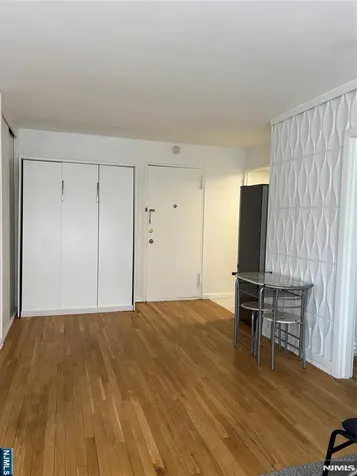 400 Fairview Avenue Fort Lee NJ 07024