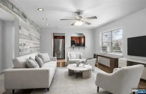 418 Esplanade Hackensack NJ 07601