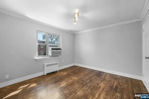 418 Esplanade Hackensack NJ 07601