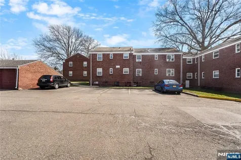 418 Esplanade Hackensack NJ 07601