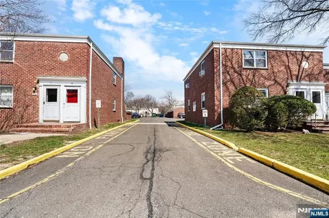 418 Esplanade Hackensack NJ 07601