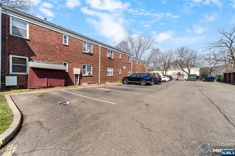 418 Esplanade Hackensack NJ 07601