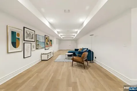 780 Frederick Court Wyckoff NJ 07481