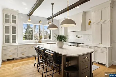 780 Frederick Court Wyckoff NJ 07481