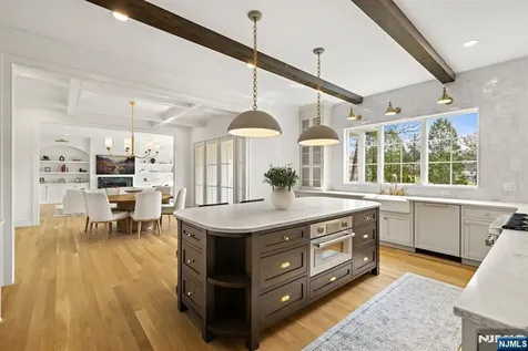 780 Frederick Court Wyckoff NJ 07481
