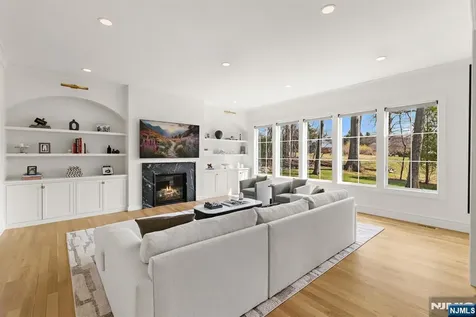 780 Frederick Court Wyckoff NJ 07481