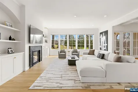 780 Frederick Court Wyckoff NJ 07481