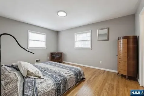 23 Asmus Road Closter NJ 07624