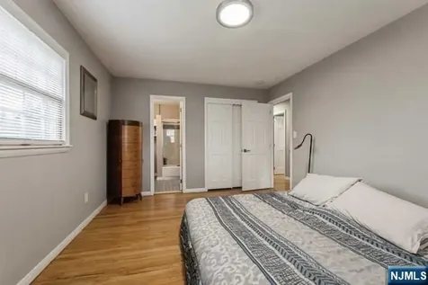 23 Asmus Road Closter NJ 07624