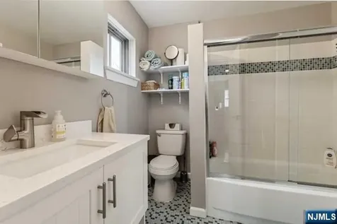 23 Asmus Road Closter NJ 07624