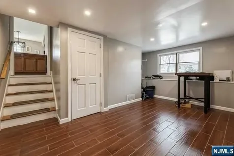 23 Asmus Road Closter NJ 07624