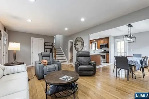 23 Asmus Road Closter NJ 07624