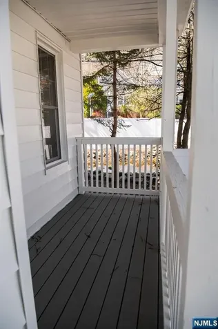 46 Garden Place Edgewater NJ 07020