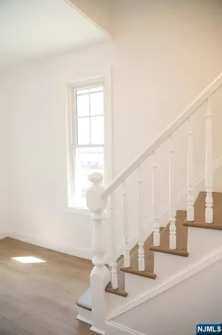 46 Garden Place Edgewater NJ 07020