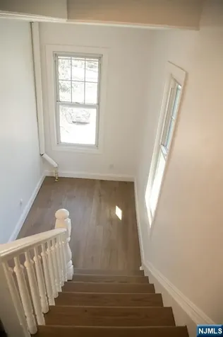 46 Garden Place Edgewater NJ 07020