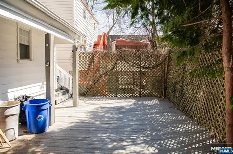46 Garden Place Edgewater NJ 07020